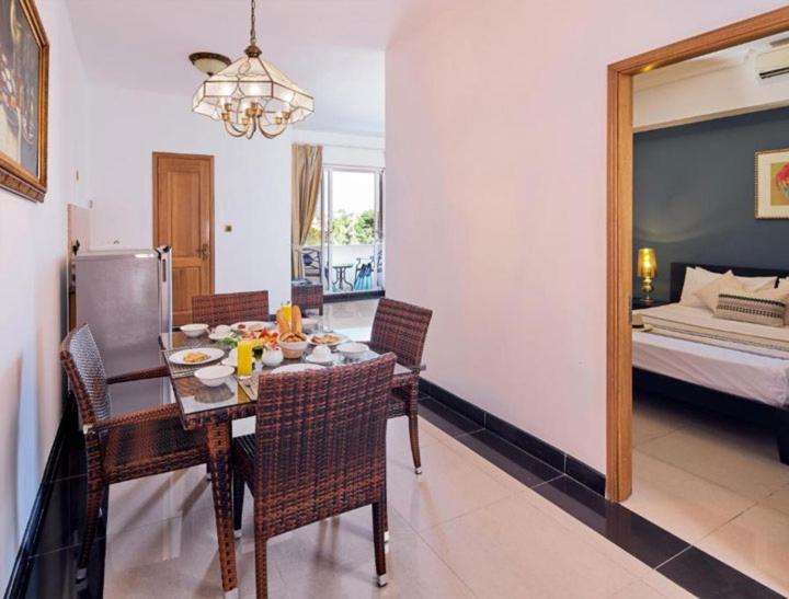 Pereybere Apartment With Breakfast And Private Balcony Pereybere Beach ภายนอก รูปภาพ
