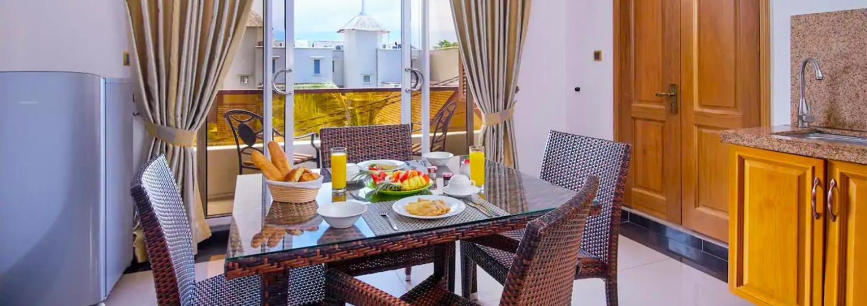 Pereybere Apartment With Breakfast And Private Balcony Pereybere Beach ภายนอก รูปภาพ