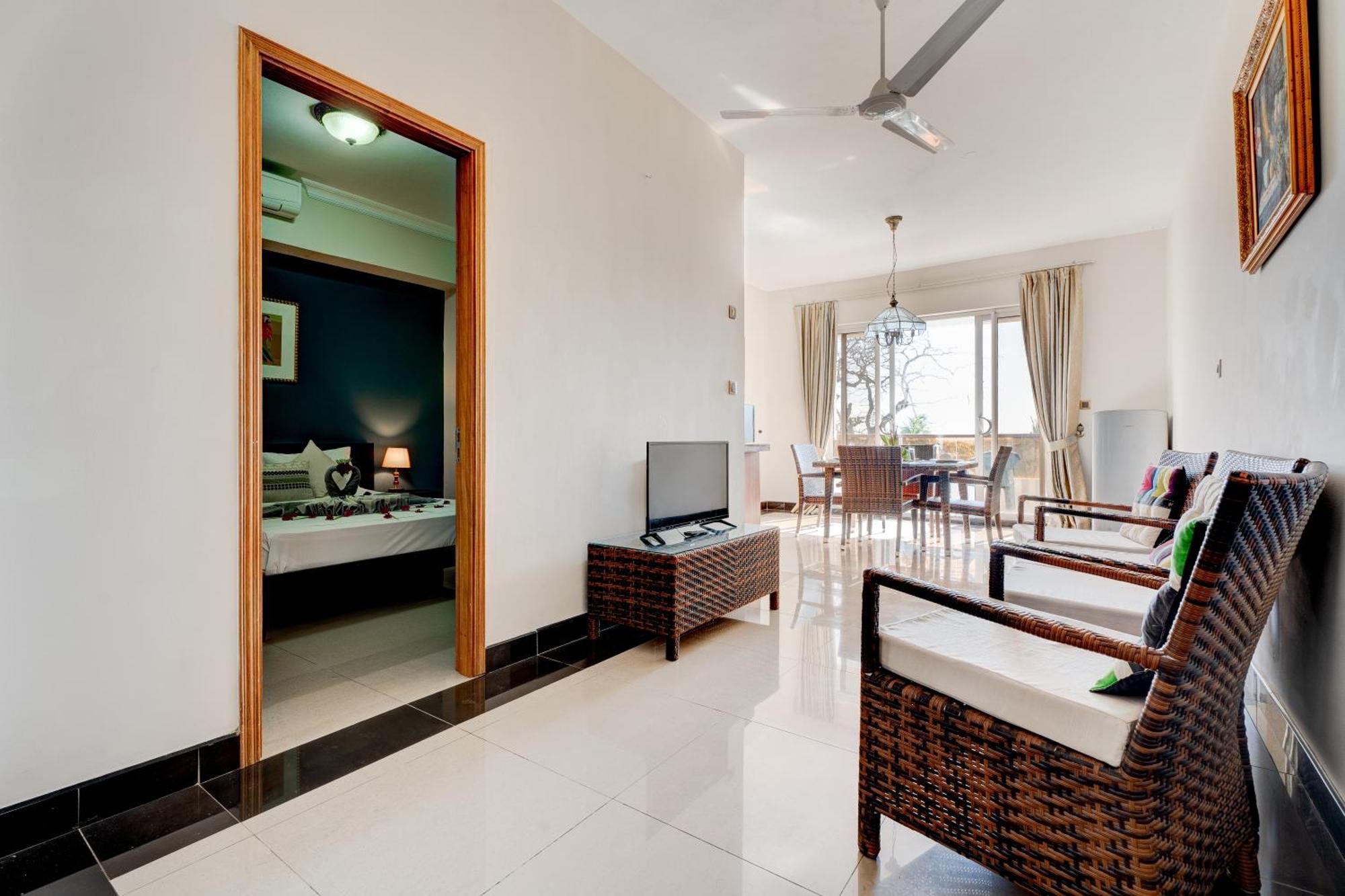Pereybere Apartment With Breakfast And Private Balcony Pereybere Beach ภายนอก รูปภาพ